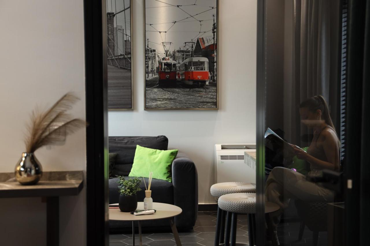 Urban Stay Tirana Deluxe Kültér fotó